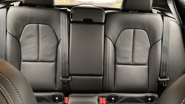 Volvo Xc40 2.0 B4P Inscription Pro 5dr Auto Petrol Estate